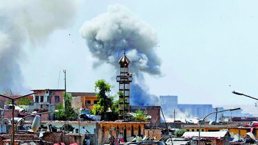 Tropas avanzan en el último bastión del EI