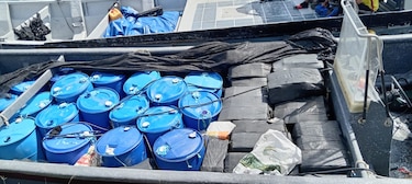 Juez aplica pena de 10 años de prisión a narcos a los que se les decomisó más de mil kilos de drogas cerca de Punta Mala