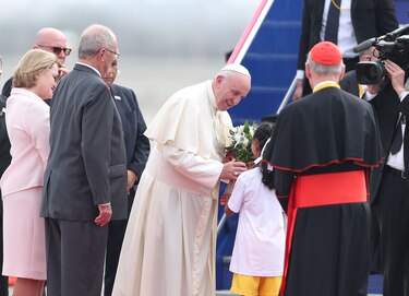 Ocho viajes a América y una misión: el papa que incomodó a los poderosos