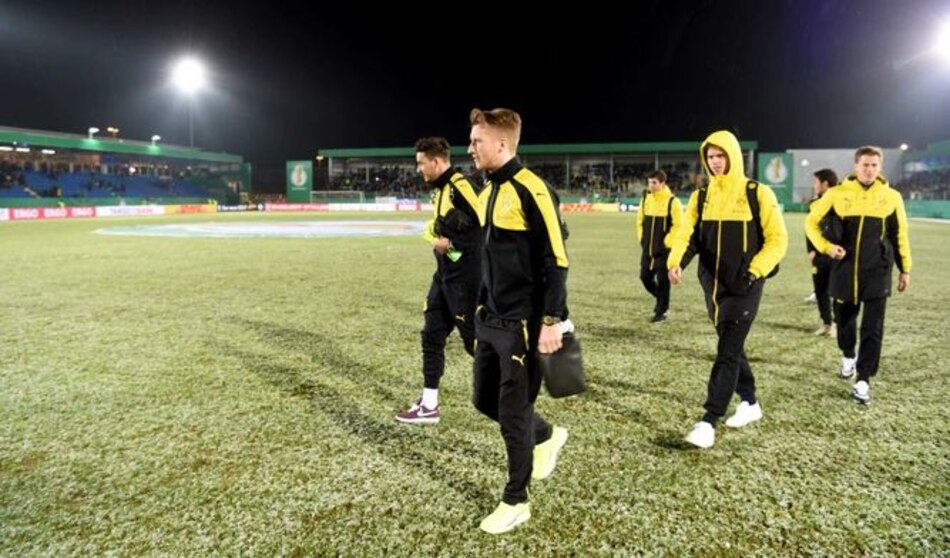 La nieve obliga a aplazar partido en la copa alemana