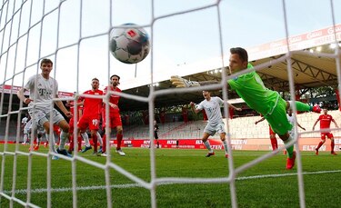 Con nuevo récord de audiencia y felicitaciones: el mundo entero aplaude el regreso de la Bundesliga