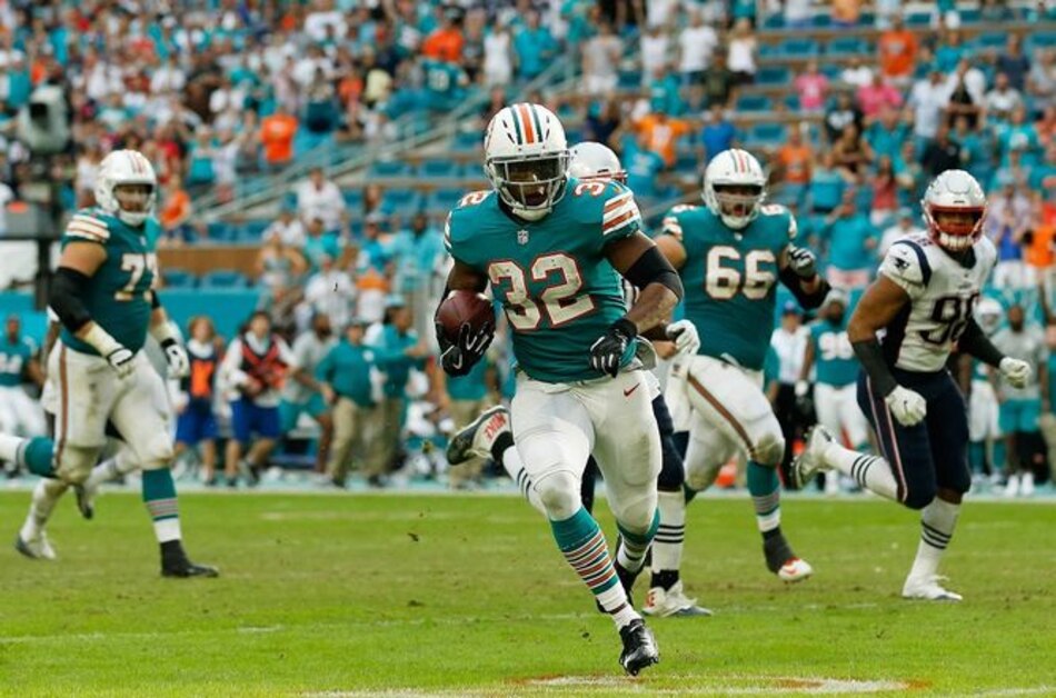 Dolphins vencen a Patriots en la última jugada