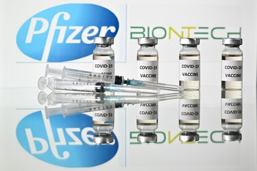 Pfizer/BioNTech confirma que pedirá este viernes la autorización para su vacuna de Covid-19
