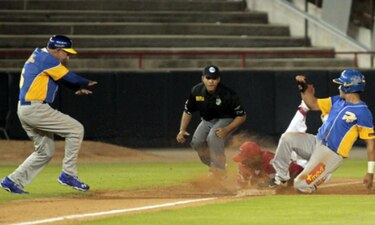Herrera sigue batallando; Chiriquí y Coclé reanudan su serie