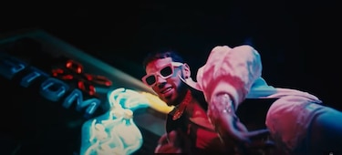 Anuel AA le dedica nuevo tema a Karol G