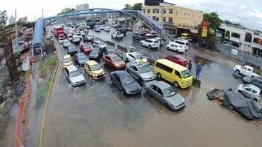 Fuertes lluvias en la capital dejan inundaciones y 30 viviendas afectadas en Juan Díaz