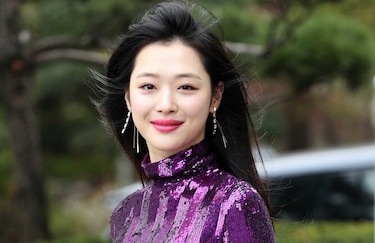 Sulli, reconocida cantante del género K-pop es hallada muerta en su casa