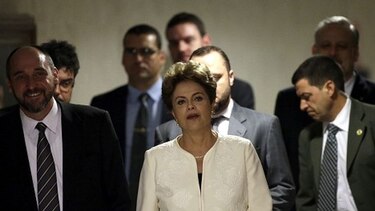 Rousseff, 'indignada' frente a la posibilidad de enfrentar juicio político