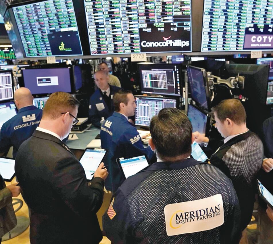 Wall Street se hunde en mercado por coronavirus