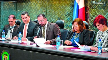 Mingob elabora nuevo proyecto para organizar las notarías públicas