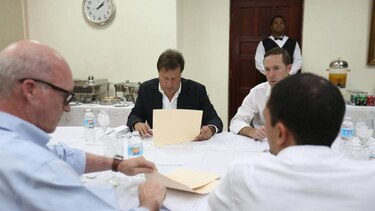 Presidente Varela llega a Zona Libre de Colón para evaluar caso Waked