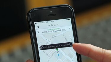 Taxistas presentan denuncia penal contra Uber en Panamá