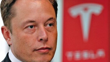 Fondo saudí respaldaría plan para sacar a Tesla de la bolsa