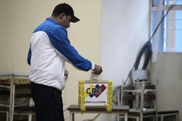 Con normalidad arrancan elecciones municipales en Venezuela