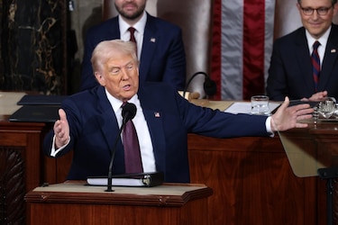 Trump defiende aranceles y advierte que es ‘el turno’ de Estados Unidos de gravar a otros países