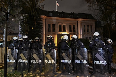Caos institucional en Polonia por conflicto de legitimidad en el Tribunal Constitucional