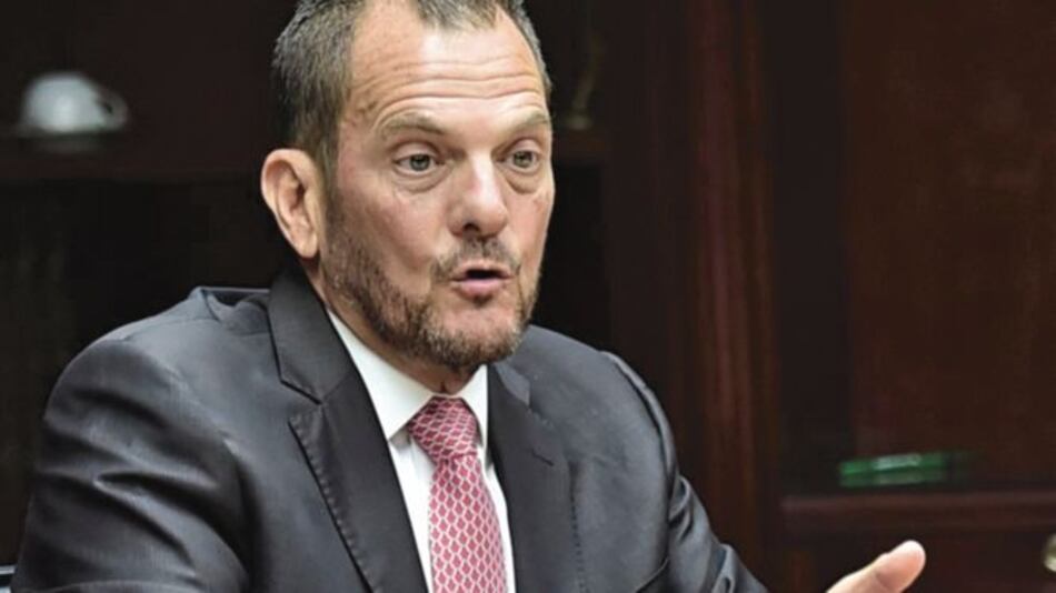 Contralor Humbert sobre planilla 080: 'quien no la debe, no la teme'