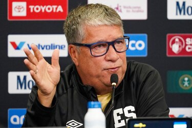 Bolillo Gómez tras la eliminación: ‘Este equipo es para el 2030, no para hoy’