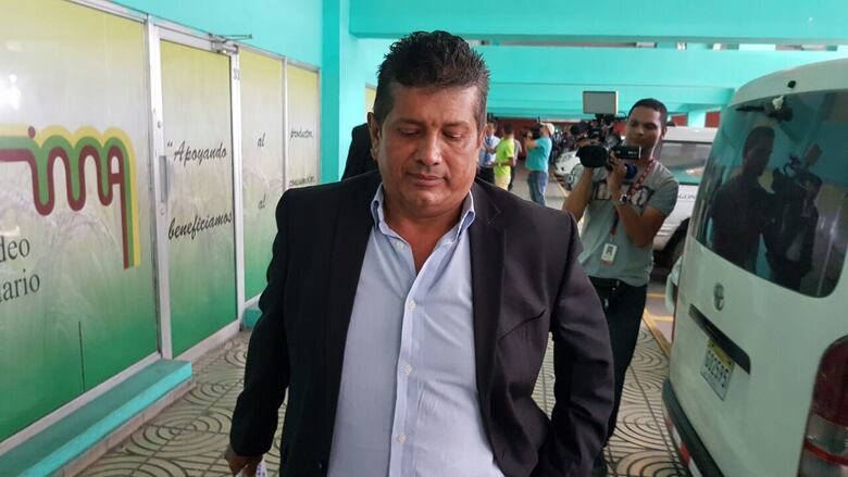 Tribunal confirma medida de suspensión del cargo a juez Fuentes