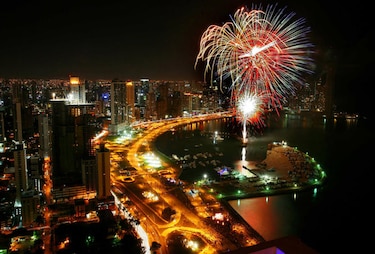 Gobierno de Panamá prohibe durante una semana uso y venta de fuegos artificiales