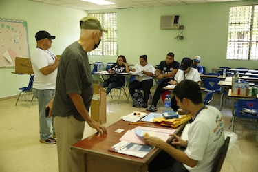 Hasta las 2:00 p.m. la participación en las primarias es de un 40.1%