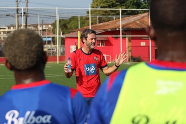 El técnico Thomas Christiansen no viajará a Argentina y se concentra en la Liga de Naciones