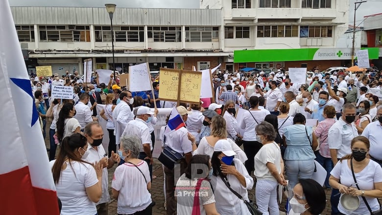 Fotogalería: Imágenes de una tarde de protestas