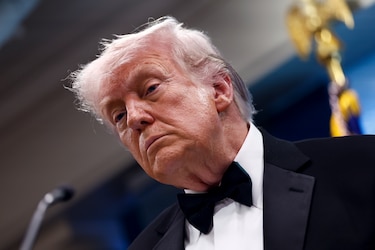 Senado aprueba proyecto para intentar limitar los poderes de guerra de Trump sobre Irán