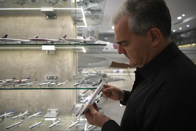 La colección de aviones a escala más grande de la región está en Panamá