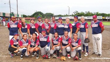 Las capitalinas se llevaron el torneo de Softbol Superior Femenino