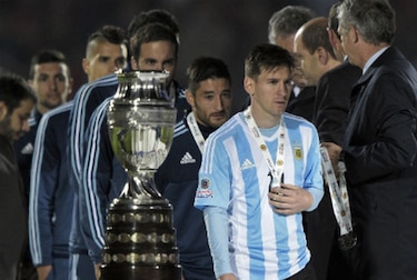 Messi optaría por alejarse un tiempo de la selección