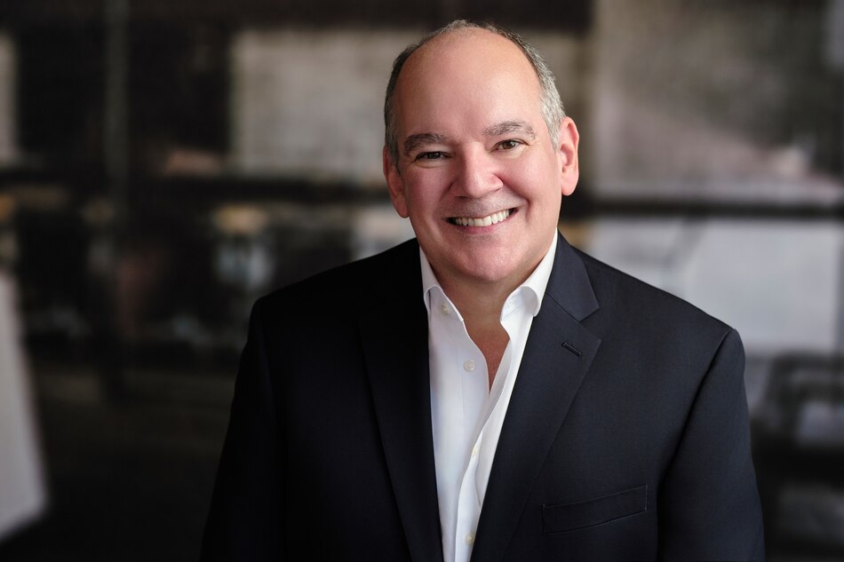 Generaciones, sobre los hombros de un niño