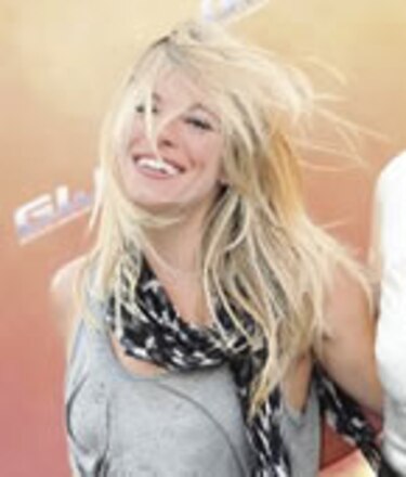 Miller se quema durante rodaje