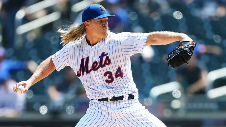 Syndergaard pega jonrón y blanquea; Mets vencen 1-0 a Rojos