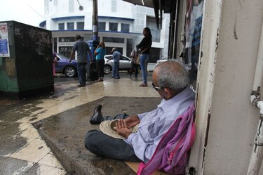 Indigencia, un mal social sin superar