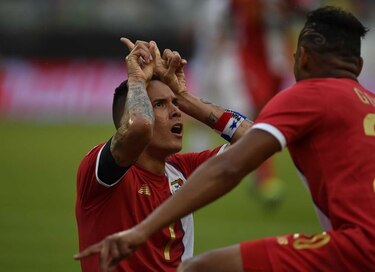 Bolillo Gómez destaca la actuación de Blas Pérez