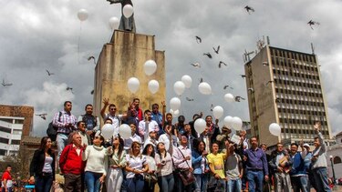 Ecuador, de luto, busca los cadáveres de periodistas asesinados