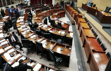 Bancadas siguen sin ponerse de acuerdo para continuar debate a reformas constitucionales