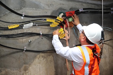 Autoridad de los Servicios Públicos avala soterramiento de cables en Calle 50, el barrio chino, Colón y Los Santos