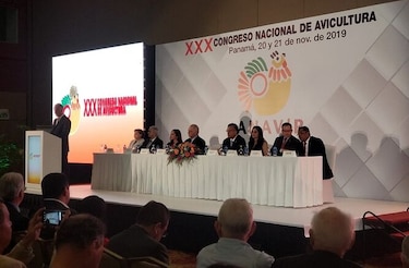 Avicultores consolidan liderazgo en el sector agropecuario