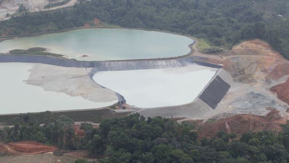 Gobierno congela concesiones mineras