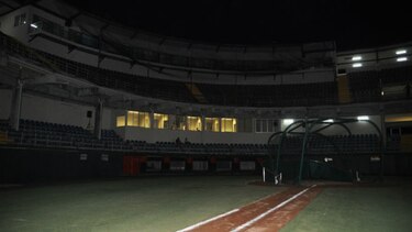 Indios y Águilas no pudieron jugar por falla en sistema de luces