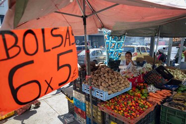 Los venezolanos, más preocupados por la economía que por el despliegue de Estados Unidos