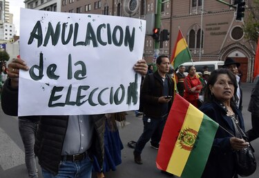 Una treintena de heridos en protestas contra Evo Morales en Bolivia