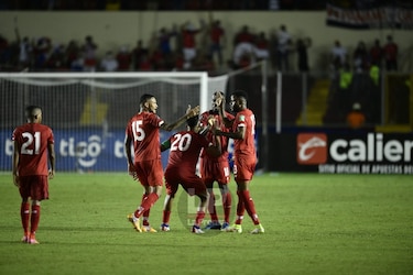 Imágenes del triunfo de Panamá ante El Salvador en las eliminatorias mundialistas