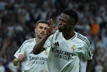 Vinícius desata la imagen del campeón en el Santiago Bernabéu
