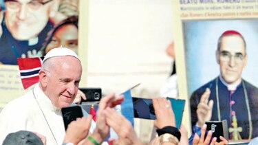Iglesia salvadoreña lamenta lento proceso para juzgar a asesinos de Arnulfo Romero