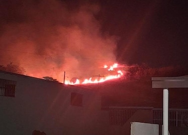 Bomberos extinguen incendio de herbazal en San Cristóbal, corregimiento de Río Abajo
