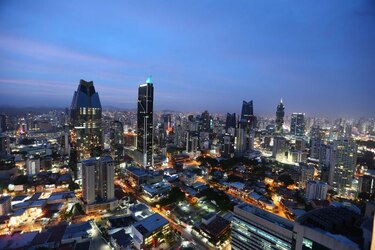 Ministerio de Economía y Finanzas emite $888 millones para pagar deudas atrasadas