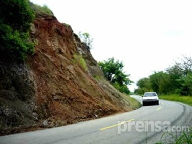 Lluvias afectaron caminos de producción en Los Santos